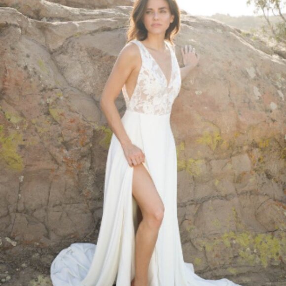 Kate McDonald Jane Wedding Dress - Picture 1 of 8